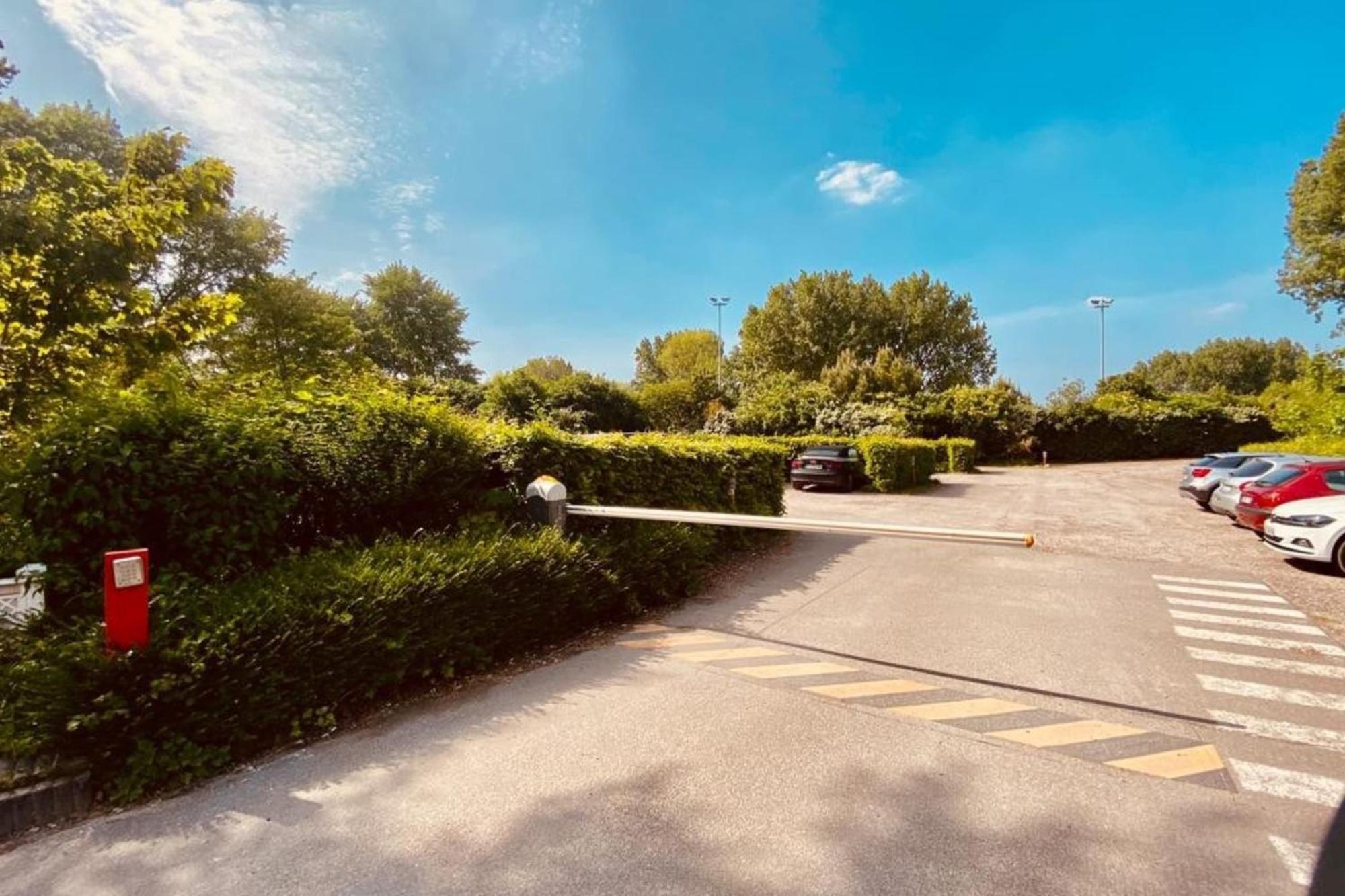 6-Person Apartment With Swimming Pool Tennis Court And Free Parking 25 Le Touquet Экстерьер фото